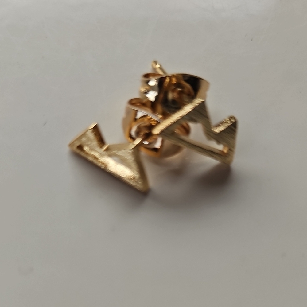 Gold Mountain Top  Earrings